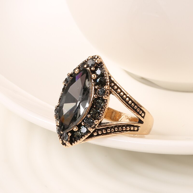 Vintage Geometric regular Rings For Women Boho Gray Crystal Rings Classic Ethnic Wedding Jewelry Smooth Loop Party Gifts