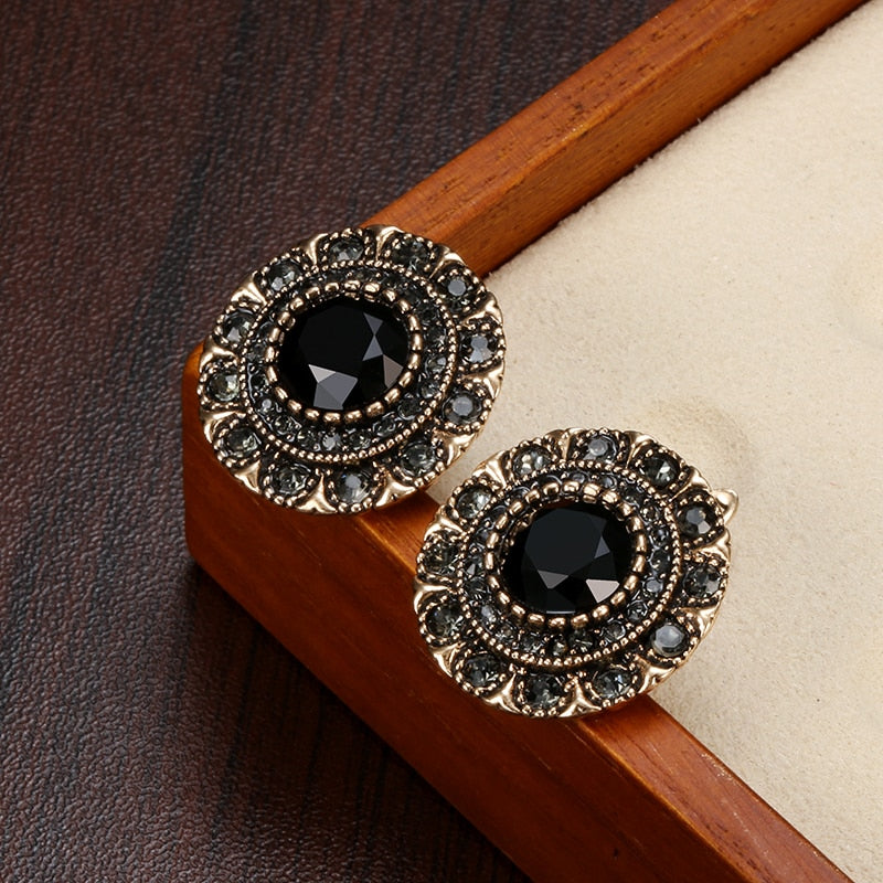 Hot Boho Gray Crystal Stud Earrings For Women Antique Gold Fashion Black Stone Vintage Earrings Bride Wedding Jewelry