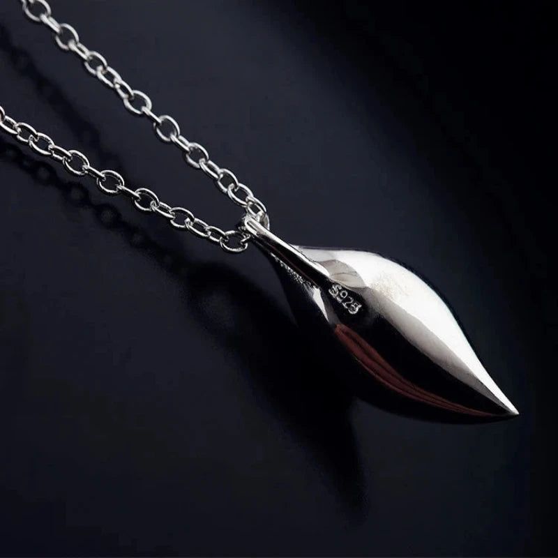 Leaf with Pearl inside 925 Sterling Silver Necklace & Pendant