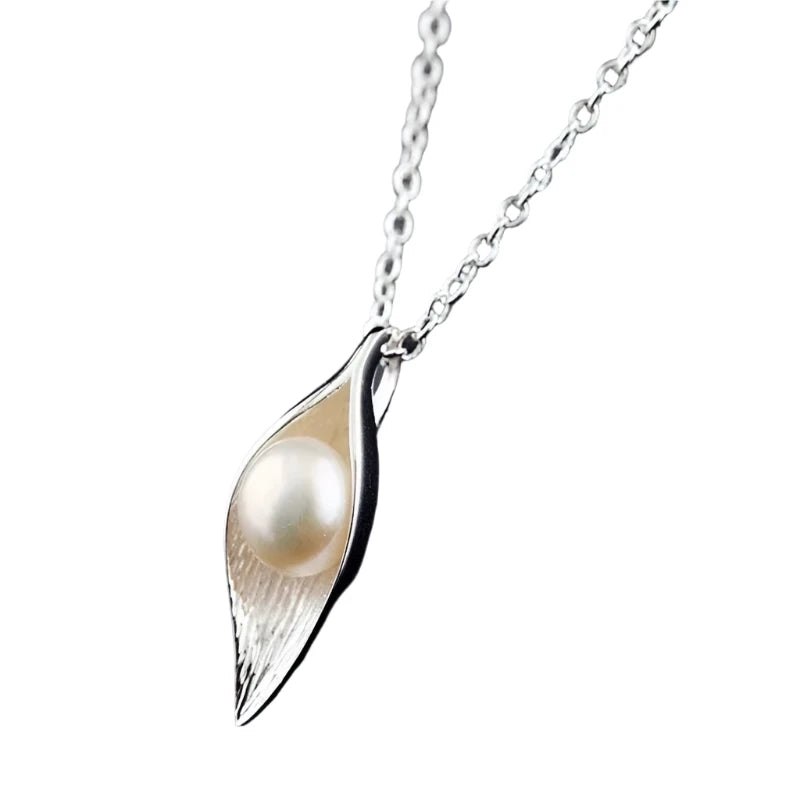 Leaf with Pearl inside 925 Sterling Silver Necklace & Pendant