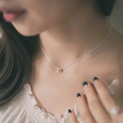 Daisy 925 Sterling Silver Necklace & Pendant